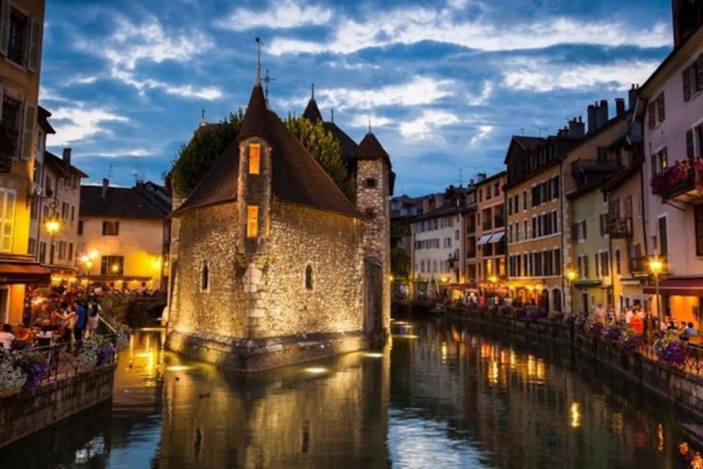 Appart Cosy Annecy Parking Et Velos Gratuit Bagian luar foto